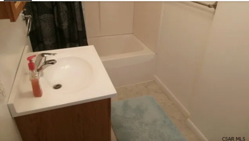 Building Photo - 76 Jackson St