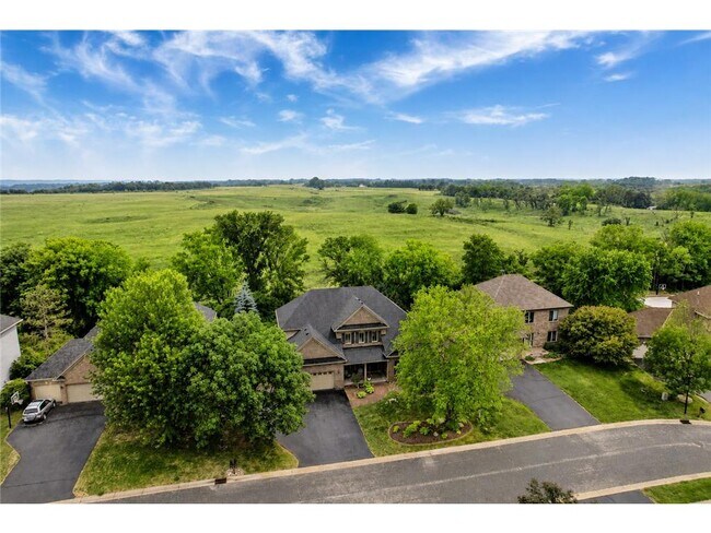 Building Photo - 645 Ramsey Cir