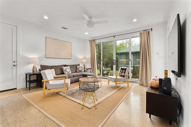 Building Photo - 1806 Garden St