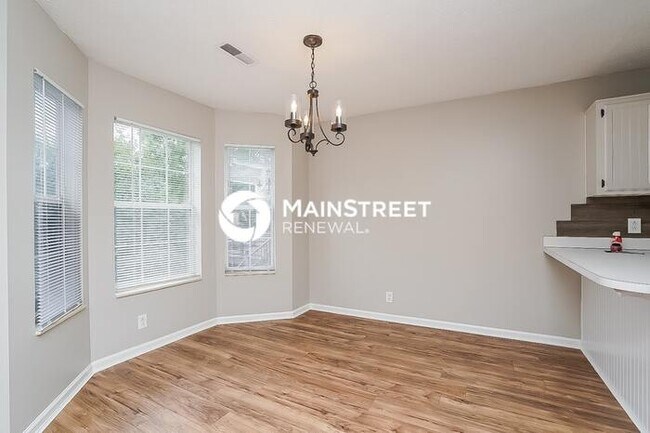 Building Photo - 3 Bedroom Pet-Friendly Home in Nashville, TN with Main Street Renewal