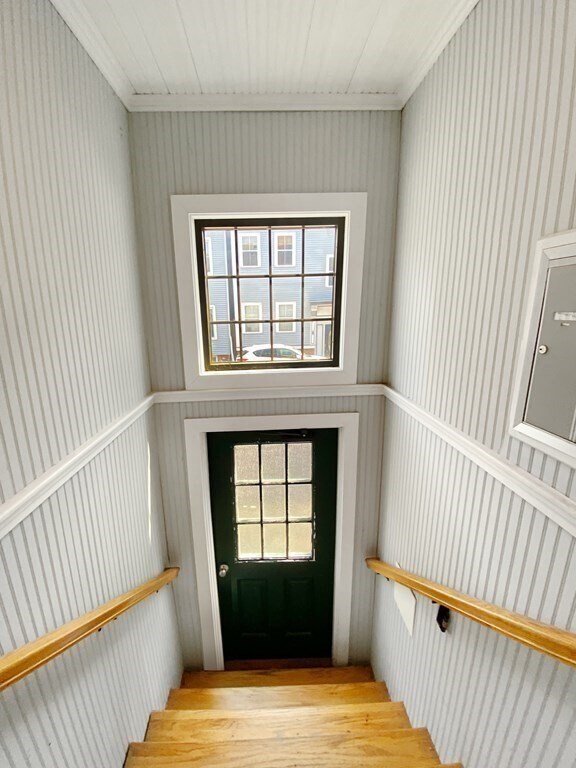 Building Photo - 363 W 3rd St