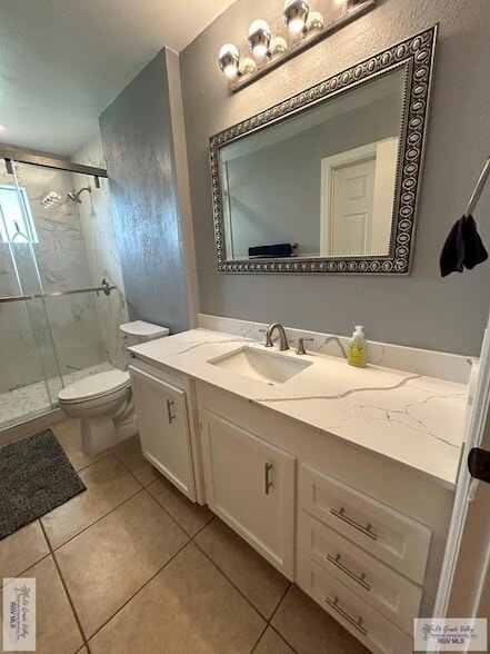 Building Photo - 711 Cisneros St