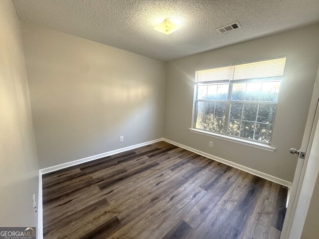 Building Photo - 112 Misty Ridge Trail