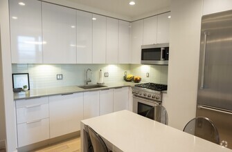 Building Photo - 45 Sutton Square SW