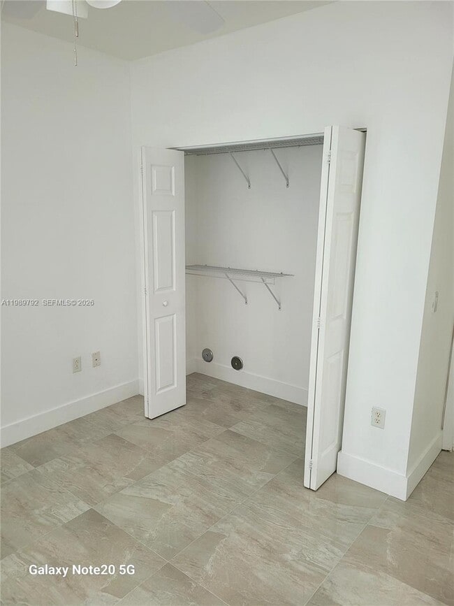 Building Photo - 4602 SW 160th Ave