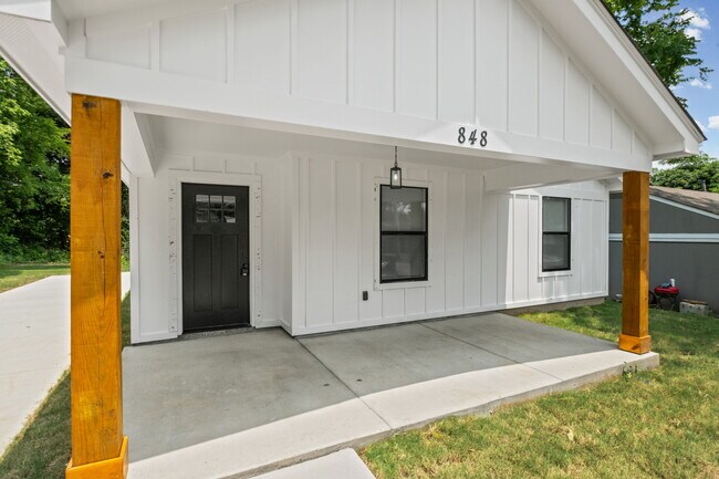 Building Photo - 848 Brandywine Blvd