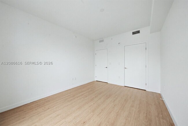 Building Photo - 2000 Biscayne Blvd