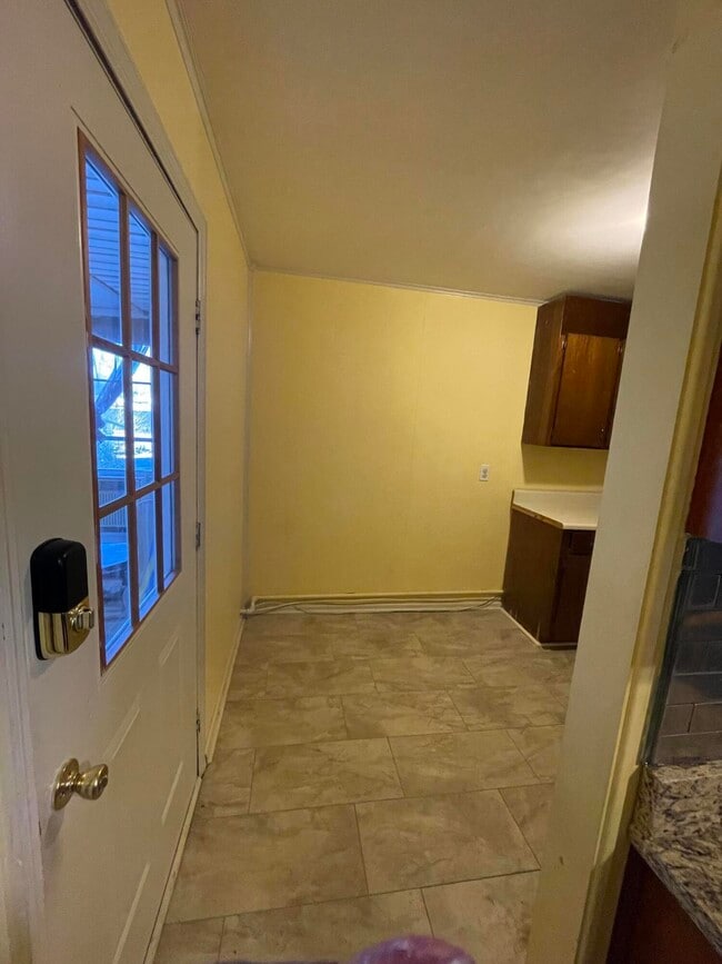 Building Photo - 3425 Trolley Line Rd