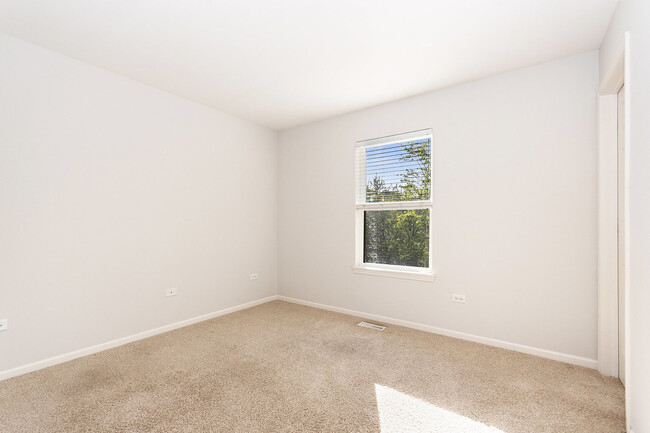 Building Photo - 2329 Moonlight Ct