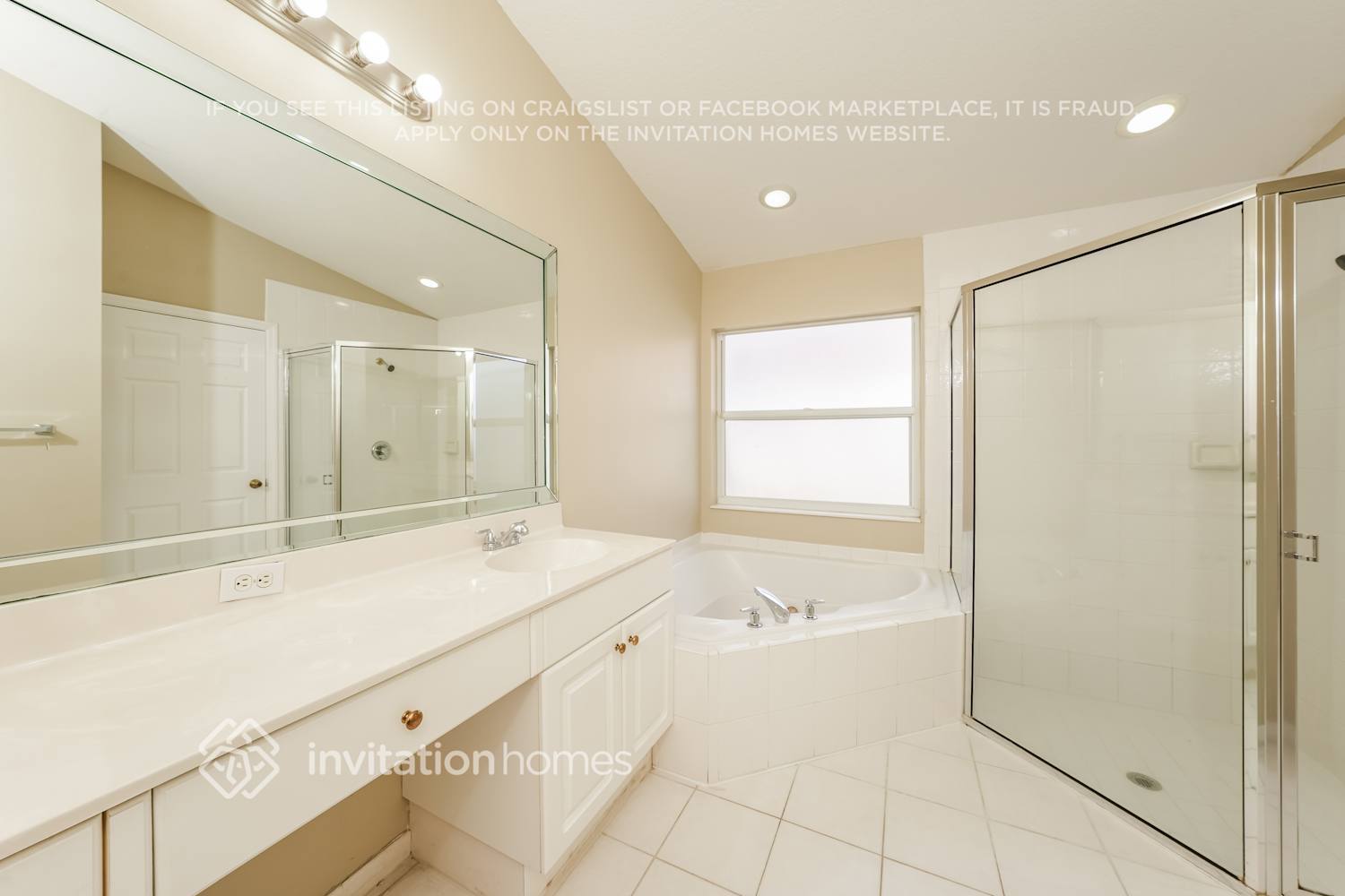 Building Photo - 4066 Bahia Isle Cir