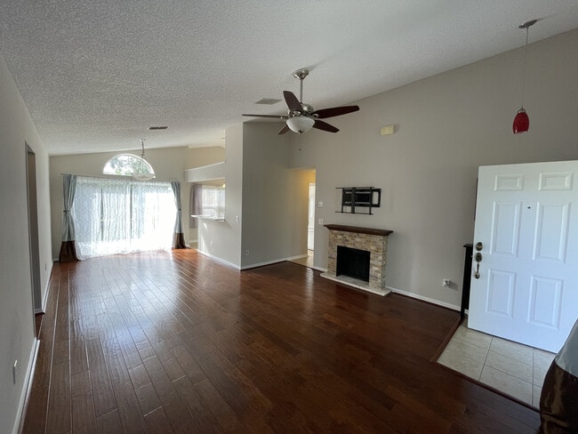 Building Photo - 2446 Briarcreek Dr