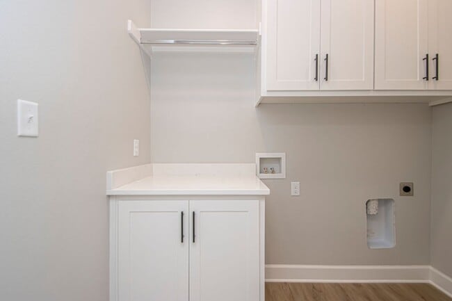 Building Photo - Newer Construction 3 bed 2 1/2 Bath, 2,20 sqft in West Little Rock