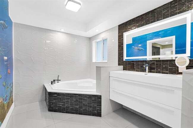 Building Photo - Southwest 133rd Court, Miami, FL 33175 - 3 BR 2.5 BA single-family home