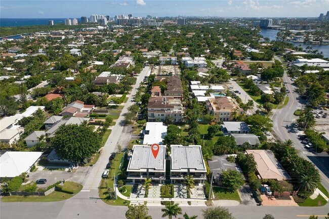 Building Photo - 2516 NE 21st St