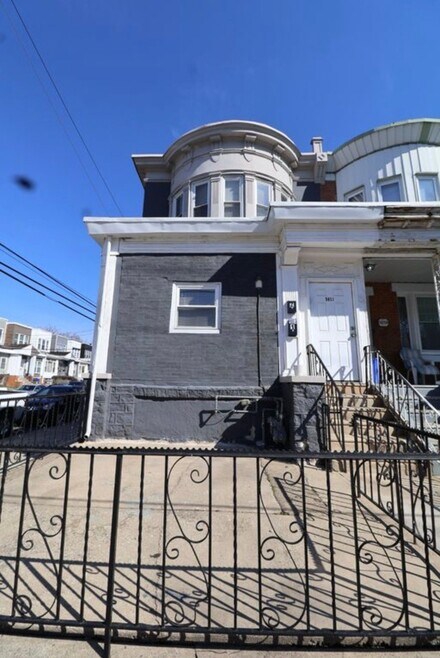 Building Photo - 5861 Cedar Ave