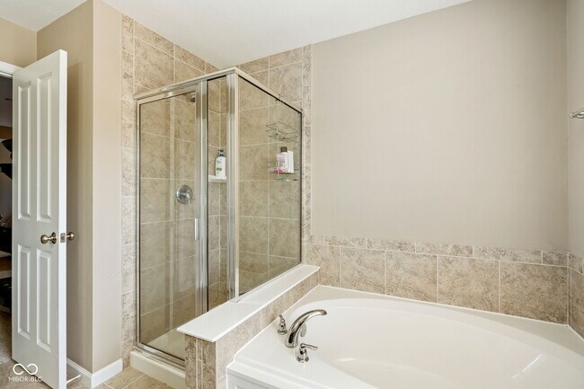 Building Photo - 6192 Bayard Dr