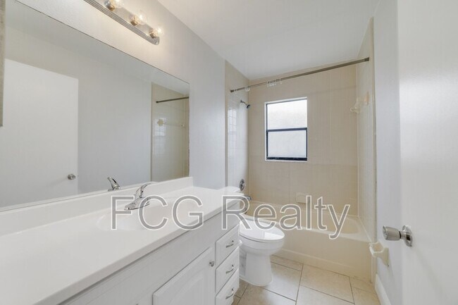 Building Photo - 143 Alta Vista Ct