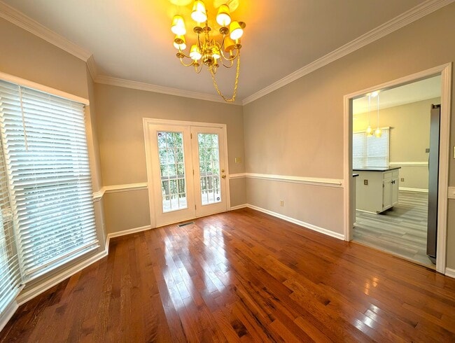 Building Photo - Beautiful 2 story, 4 bed, 2.5 bath Home Located in the Davis Lake Community!