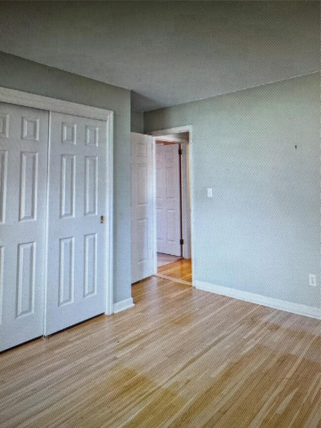 Building Photo - 12 Gerken Dr