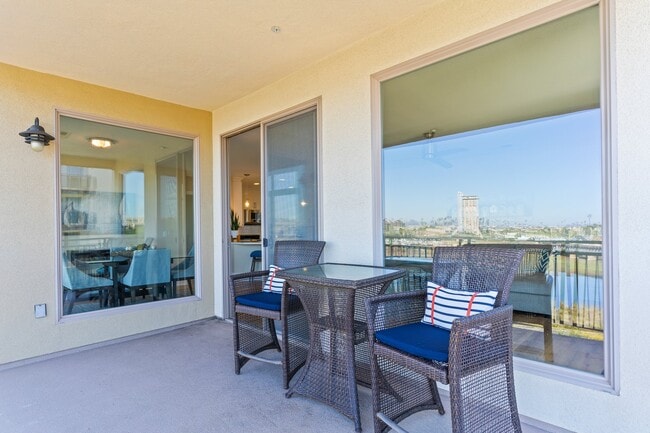 Building Photo - 1019 Costa Pacifica Way