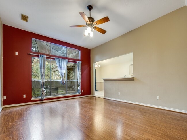 Building Photo - 3426 Mission Valley Dr