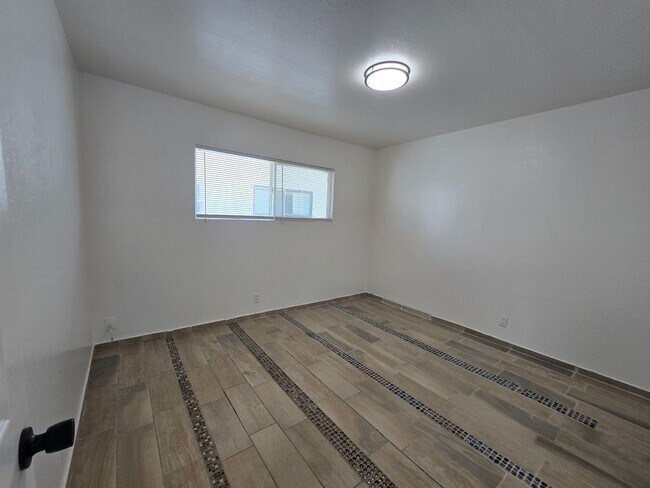 Building Photo - 1415 Boyden Ave