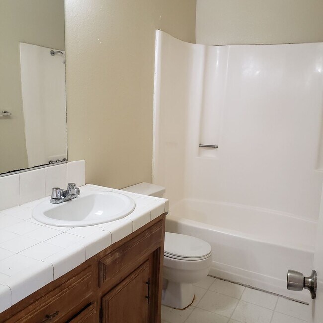 Building Photo - 2309 Westholme Blvd