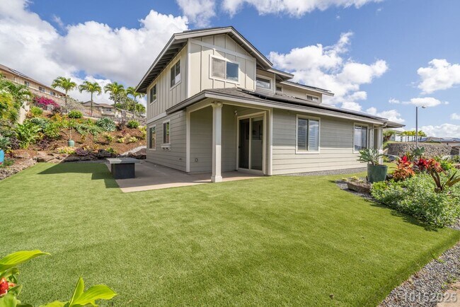 Building Photo - Available now!  Beautifully upgraded 4-bdr...