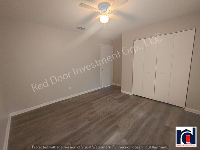 Building Photo - Renovated 2 Bedroom 1 Bath Quadplex-Ocala!