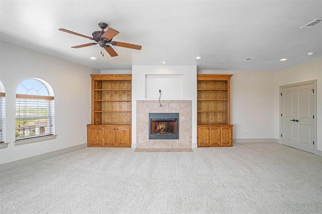 Building Photo - 7713 Lakeview Cir