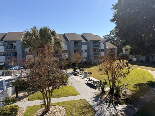 Building Photo - 7700 Porcher Dr