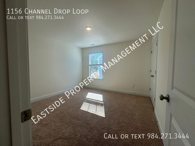 Building Photo - 1156 Channel Drop Lp