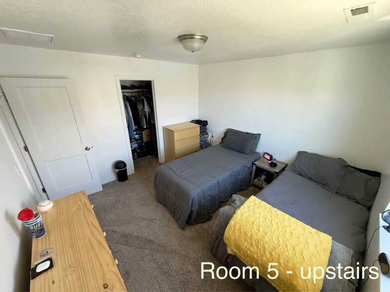 Building Photo - 2693 E Gambel Oaks Dr