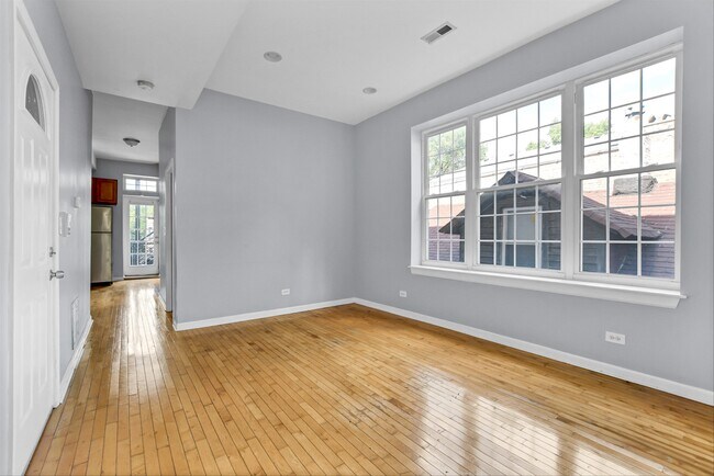 Building Photo - 1332 N Campbell Ave