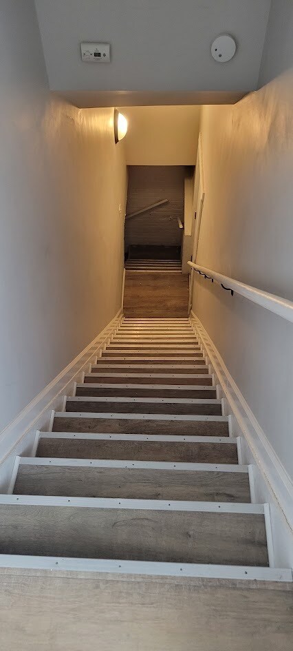 Building Photo - 11822 Promenade Ave