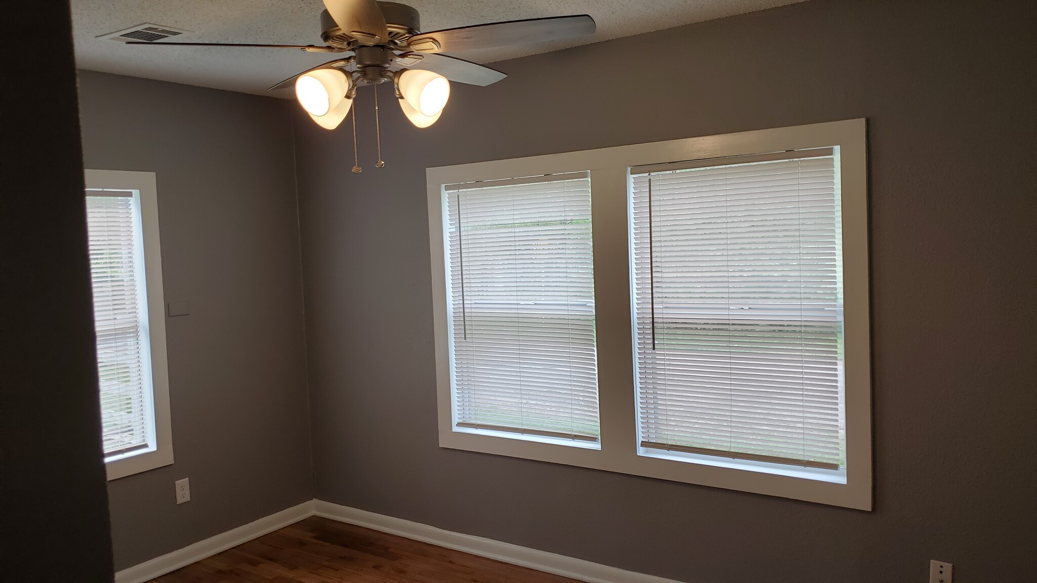 Front bedroom - 508 Truman St