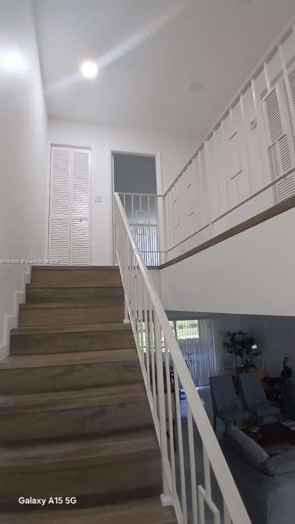 Building Photo - 3851 Estepona Ave