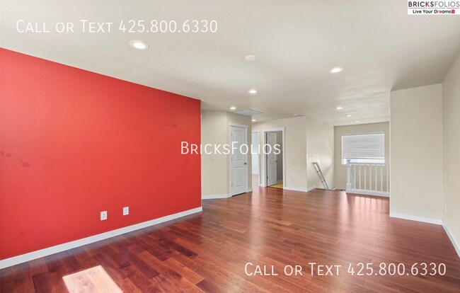 Building Photo - 10550 Sheridan Cres NE