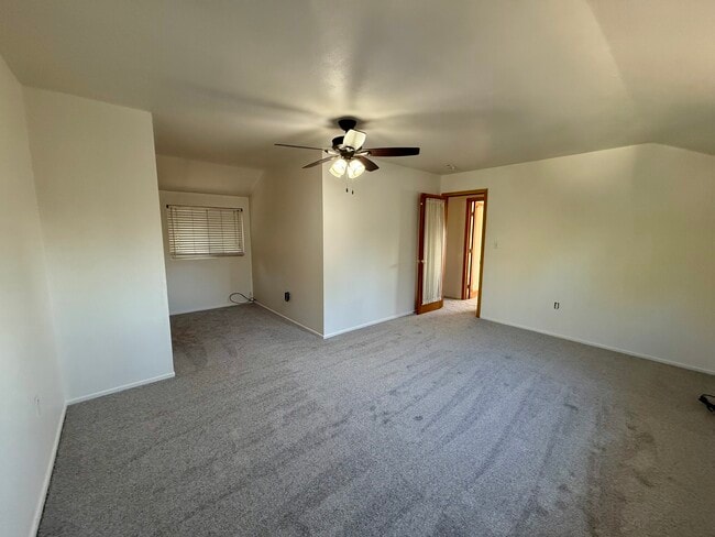 Building Photo - 28762 Cedar Dr