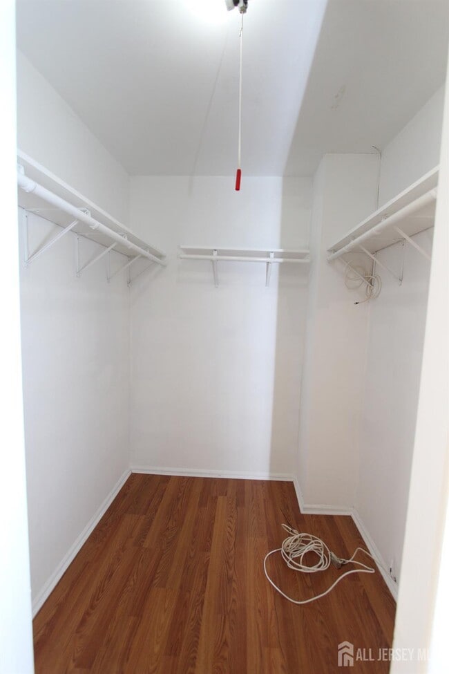 Building Photo - 138 Leah Ct