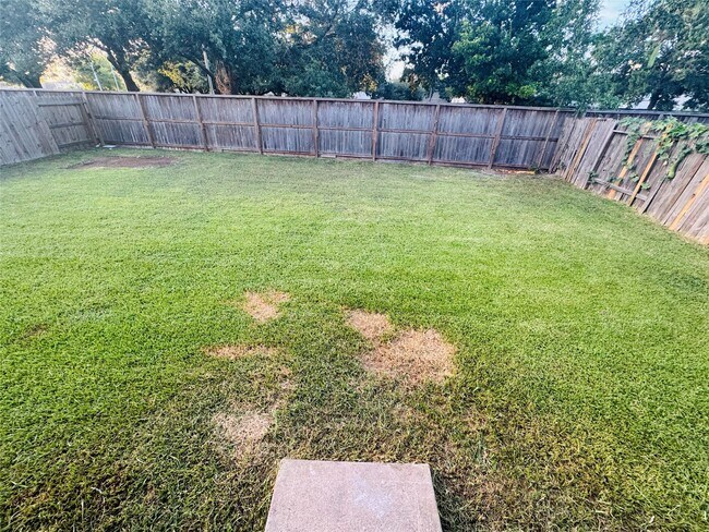 Building Photo - 13126 Bentcrest Ct