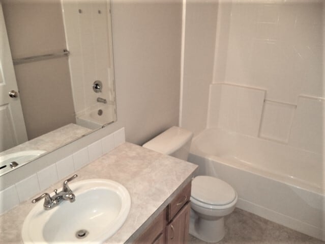 Building Photo - 1914 Cambridge St