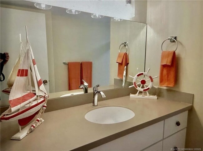 Building Photo - 1800 SE St Lucie Blvd