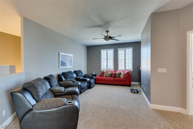 Building Photo - 152 Ultra Dr
