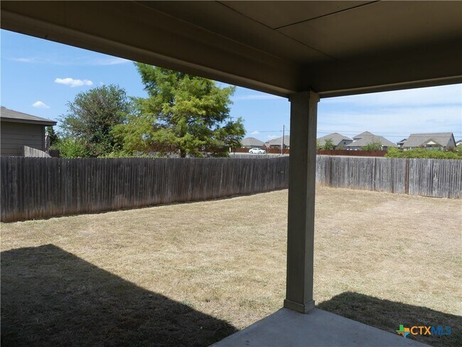 Building Photo - 664 Northern Lights Dr