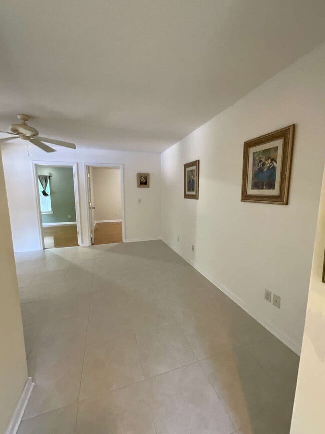 Building Photo - ALL Utilities Included