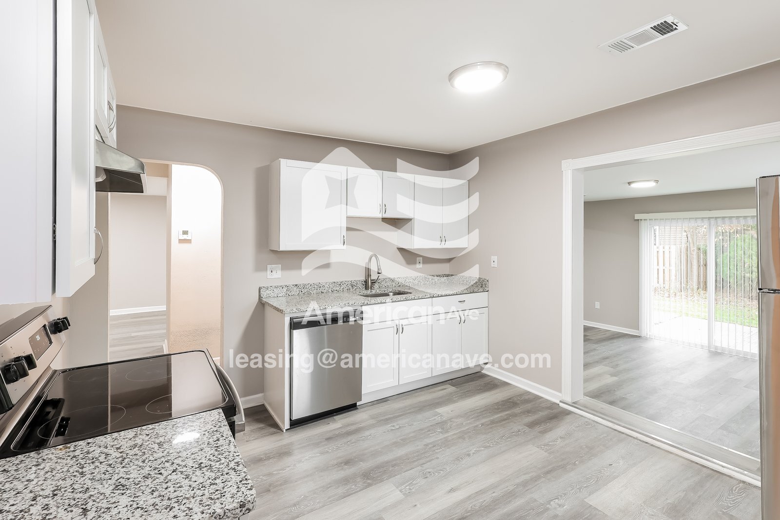 Building Photo - 77 Eastlawn Dr