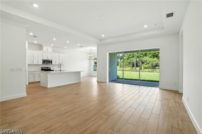 Building Photo - 18301 Terracina Dr