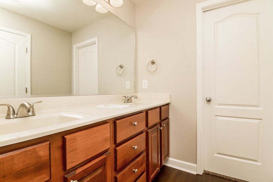 Building Photo - 5022 Morning Dove Ln