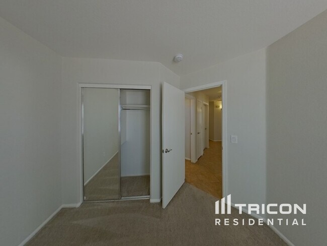 Building Photo - 21308 Howell Dr